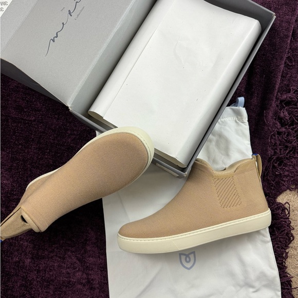 Rothy’s camel merino Chelsea boot NWT Sz 11 - Picture 1 of 13